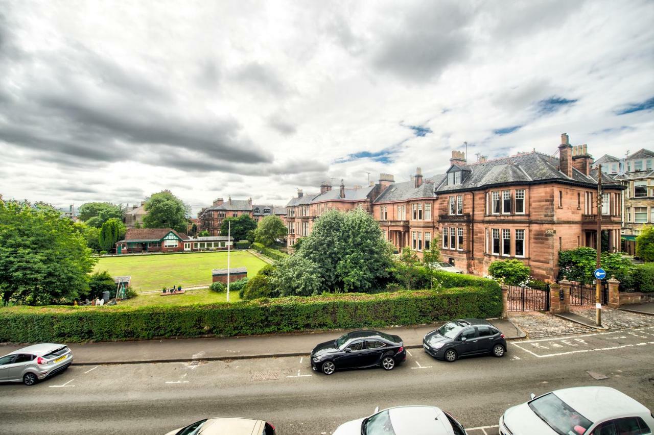 32 Victoria Crescent Road Appartement Glasgow Buitenkant foto