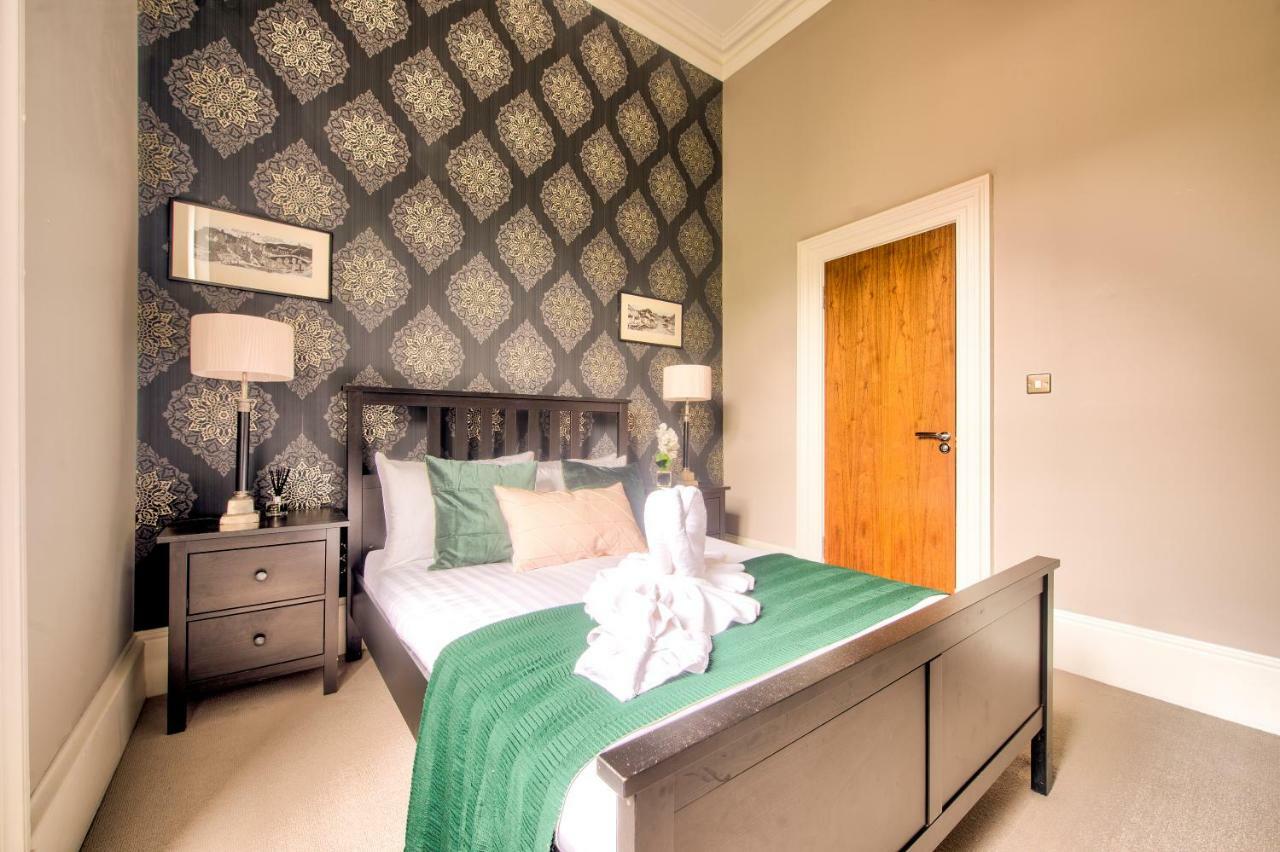 32 Victoria Crescent Road Appartement Glasgow Buitenkant foto