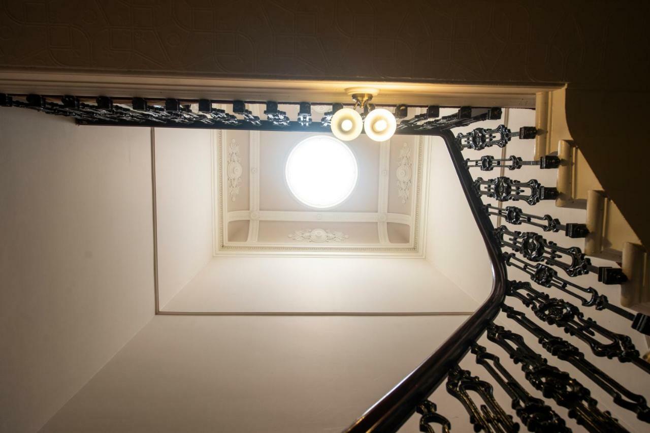 32 Victoria Crescent Road Appartement Glasgow Buitenkant foto